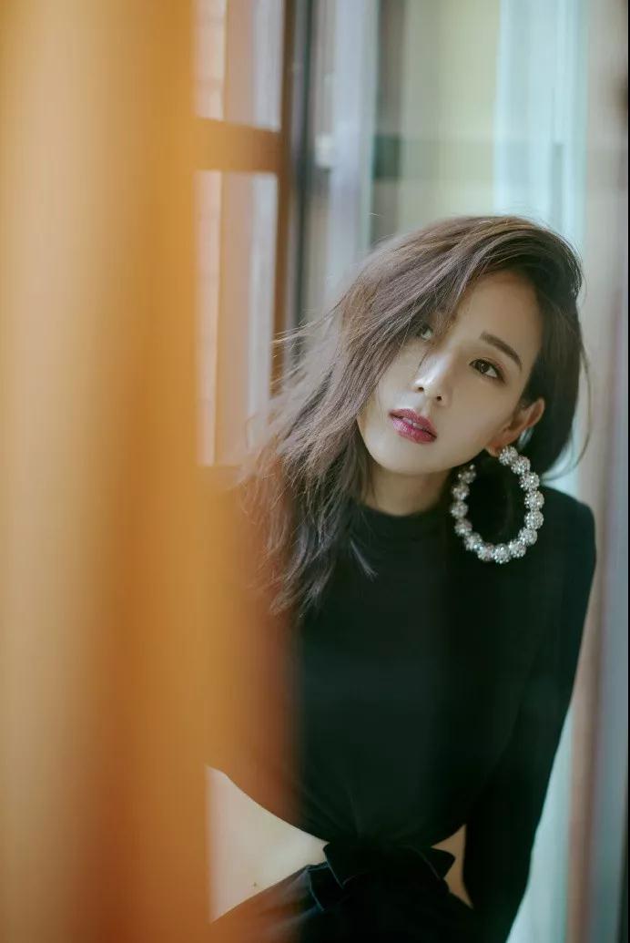 優(yōu)雅名媛風(fēng)要怎么穿？輕熟女必備穿搭秘籍