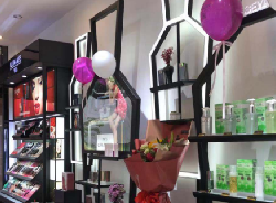 圣悅詩(shī)國(guó)際輕奢美妝連鎖加盟靠譜嗎？加盟有什么優(yōu)勢(shì)？