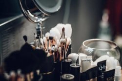 【圣悅詩國際】化妝品是一種″上癮消費″?